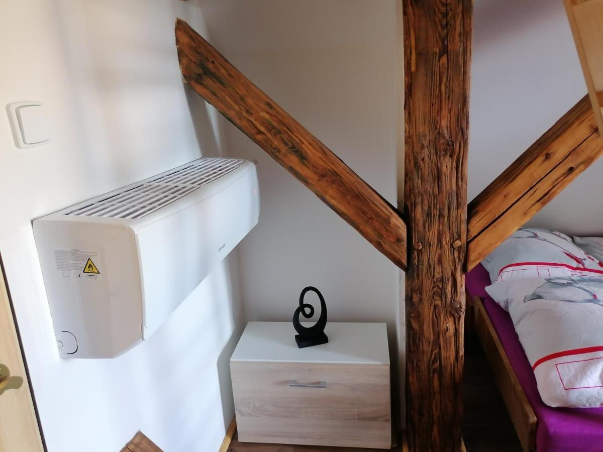 Hotel Fara Choustnikovo Hradiste Esterno foto