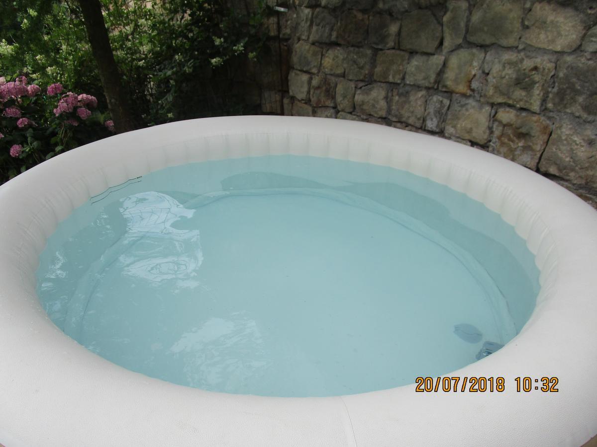 Hotel Fara Choustnikovo Hradiste Esterno foto